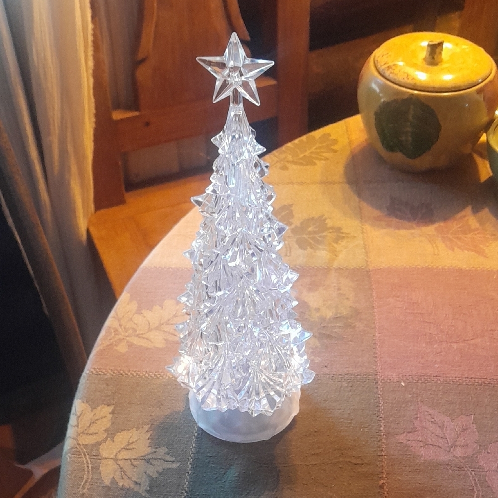 LED Light-Up Christmas Tree Decoration Set - Picture 5 of 7